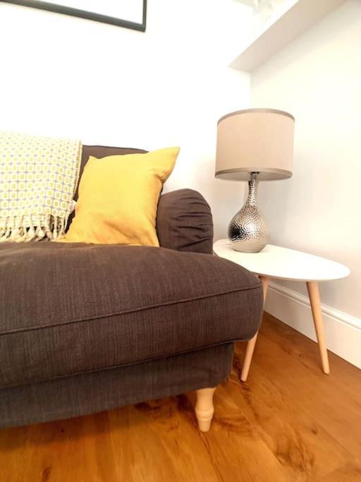 A Beautiful And Stylish 2 Bed Flat Close To Beach Bournemouth Exterior photo