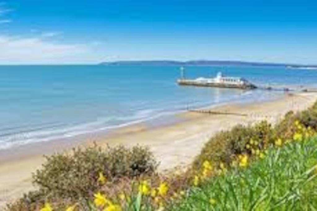 A Beautiful And Stylish 2 Bed Flat Close To Beach Bournemouth Exterior photo
